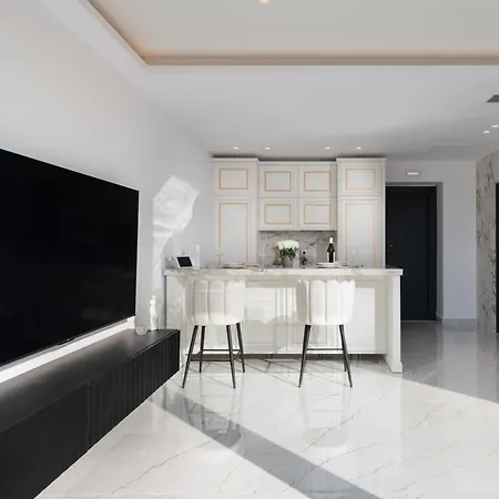 Lithos Luxury וילה הרסוניסוס