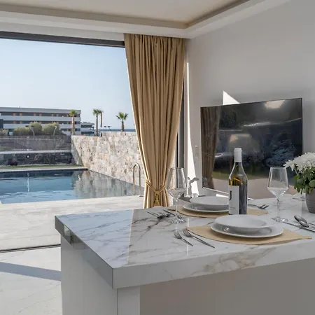 Lithos Luxury * הרסוניסוס