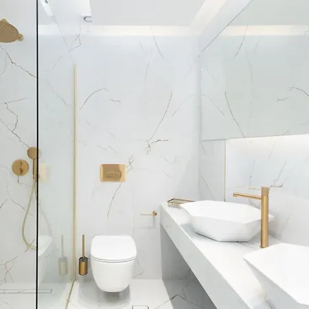 Lithos Luxury הרסוניסוס