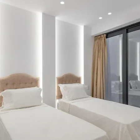 וילה Lithos Luxury *