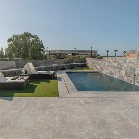 וילה Lithos Luxury